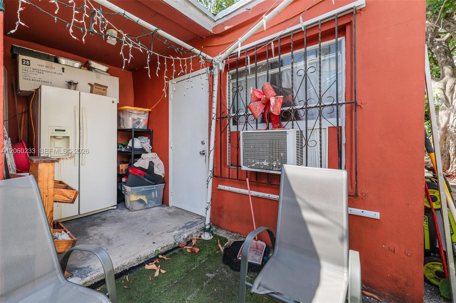 578 NW 97th St, Miami FL 33150