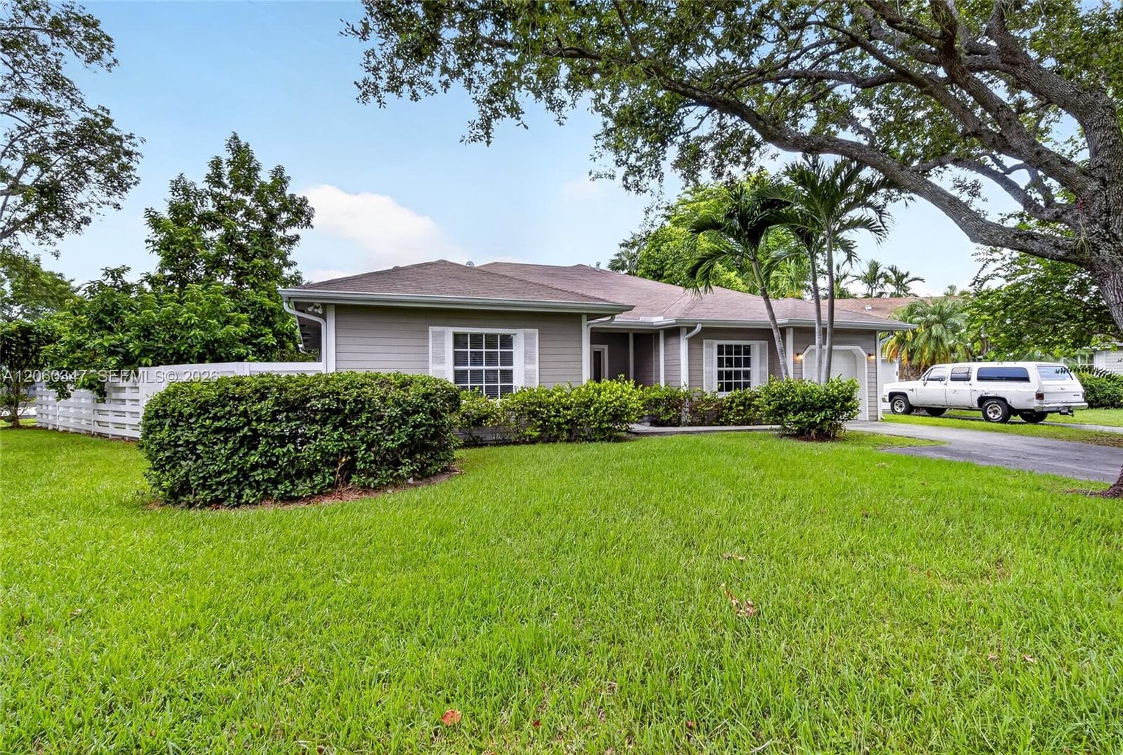 15166 SW 142nd Ct, Miami FL 33186
