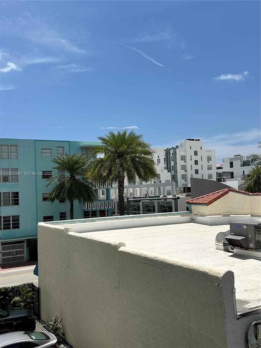 720 Collins Ave # 309, Miami Beach FL 33139
