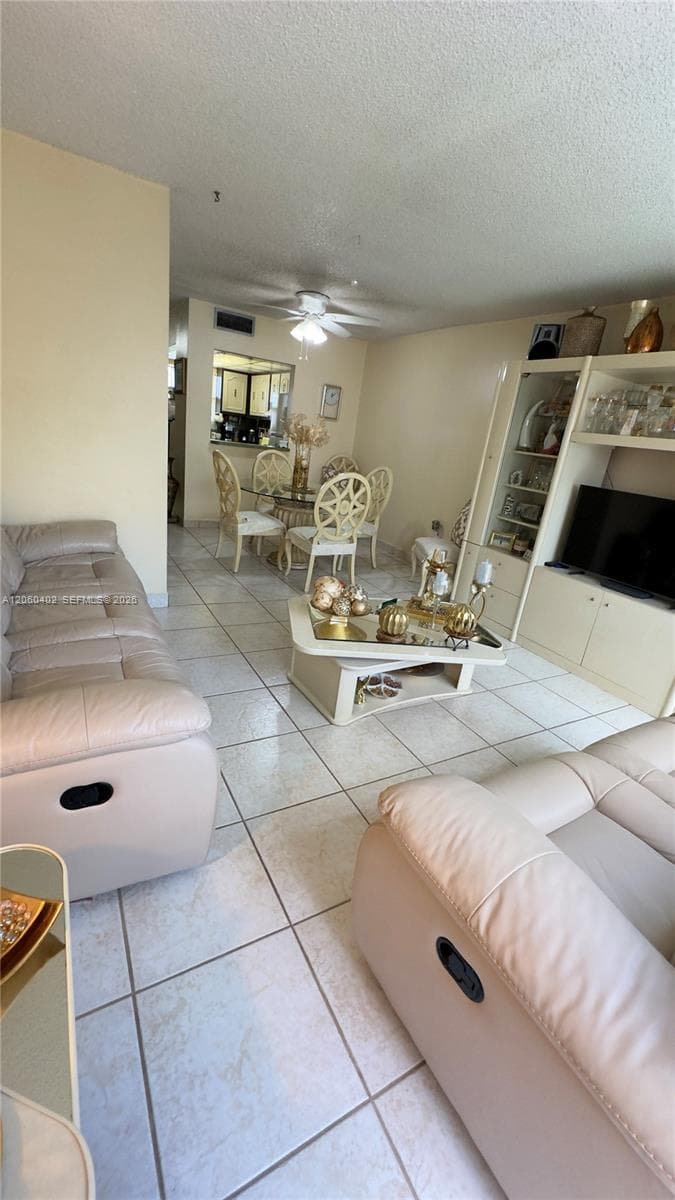 30 NW 87th Ave # C219, Miami FL 33172