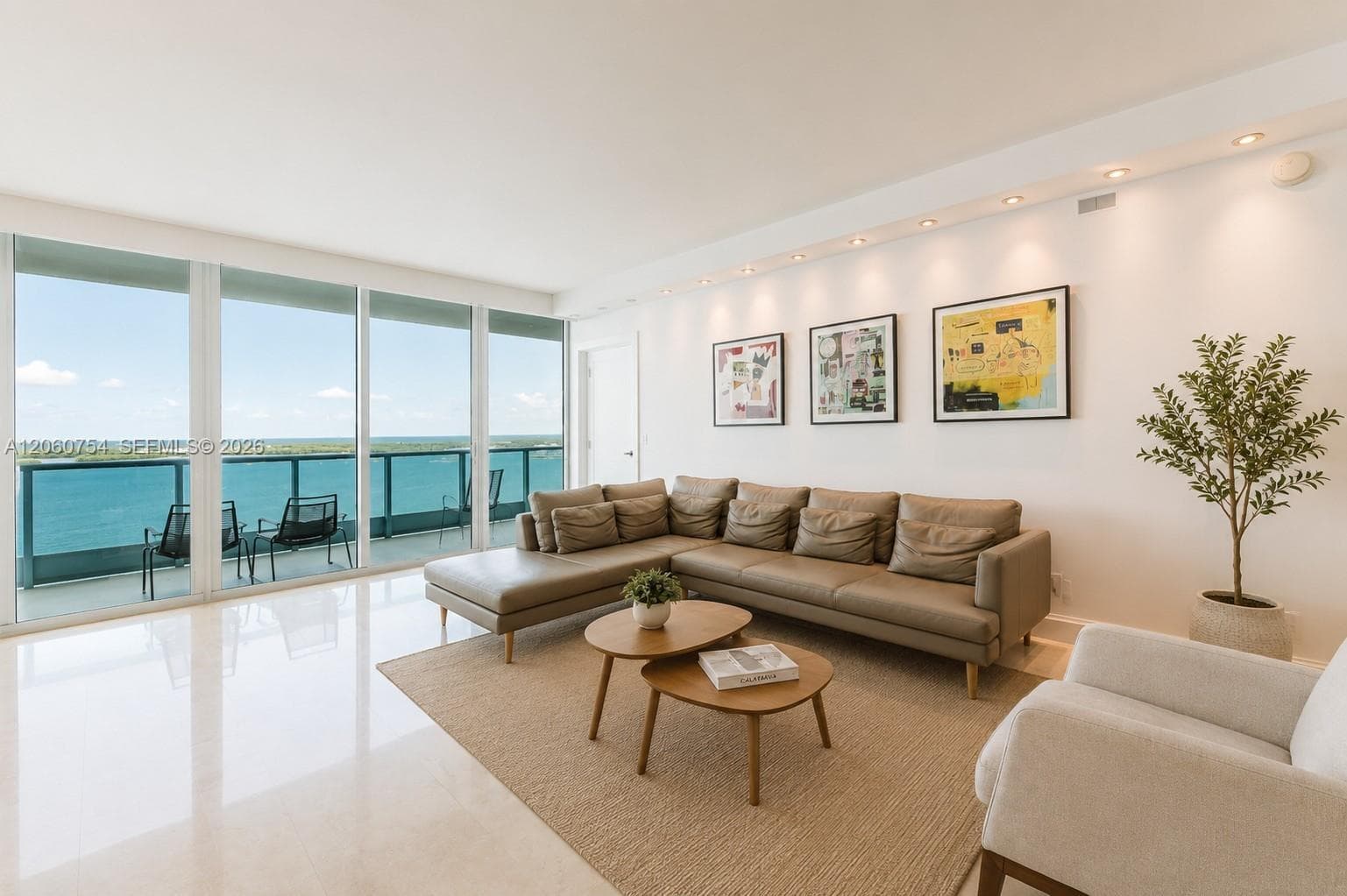1331 Brickell Bay Dr # 2805, Miami FL 33131