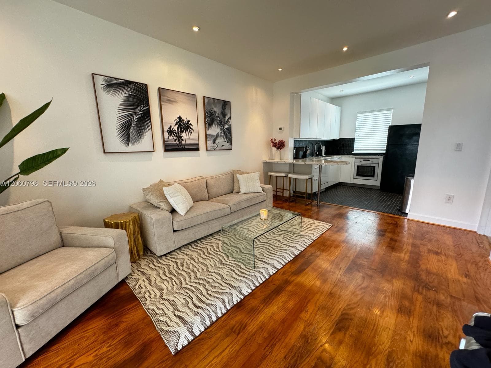 736 13th St # 104, Miami Beach FL 33139