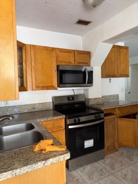 2975 NW 96TH Street, Miami FL 33147