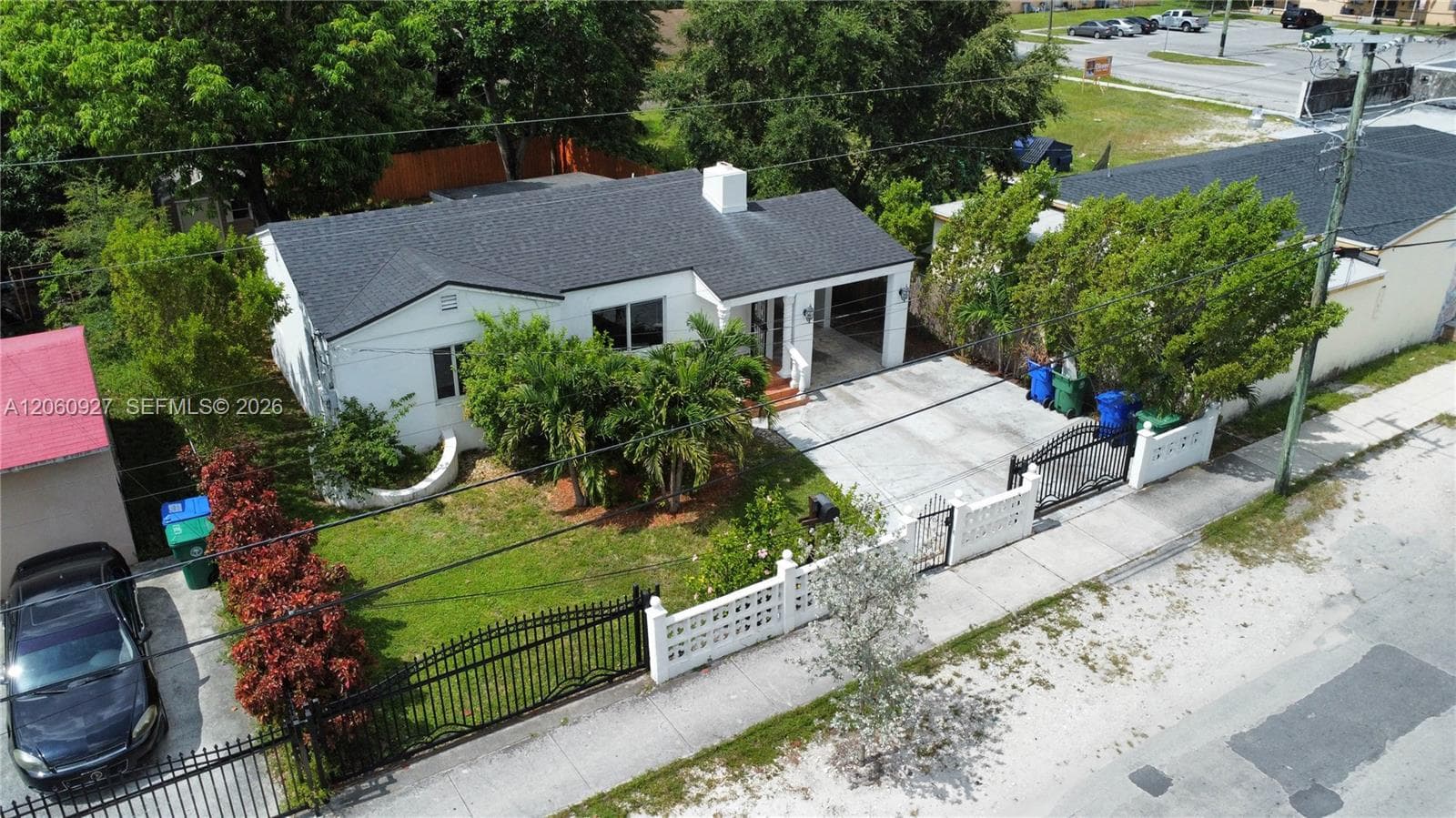 180 NW 67th St, Miami FL 33150