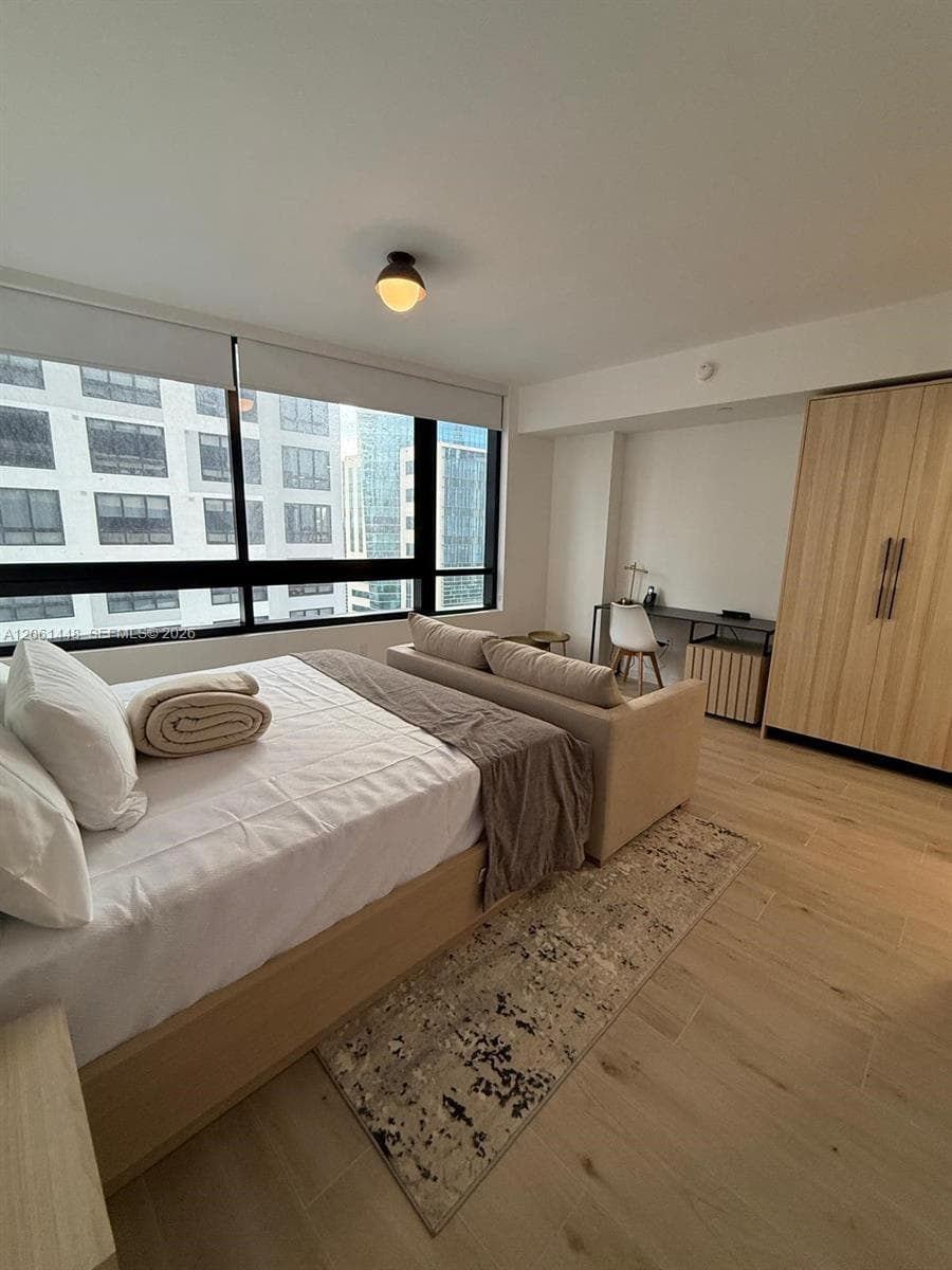 225 N Miami Ave # 1506, Miami FL 33128
