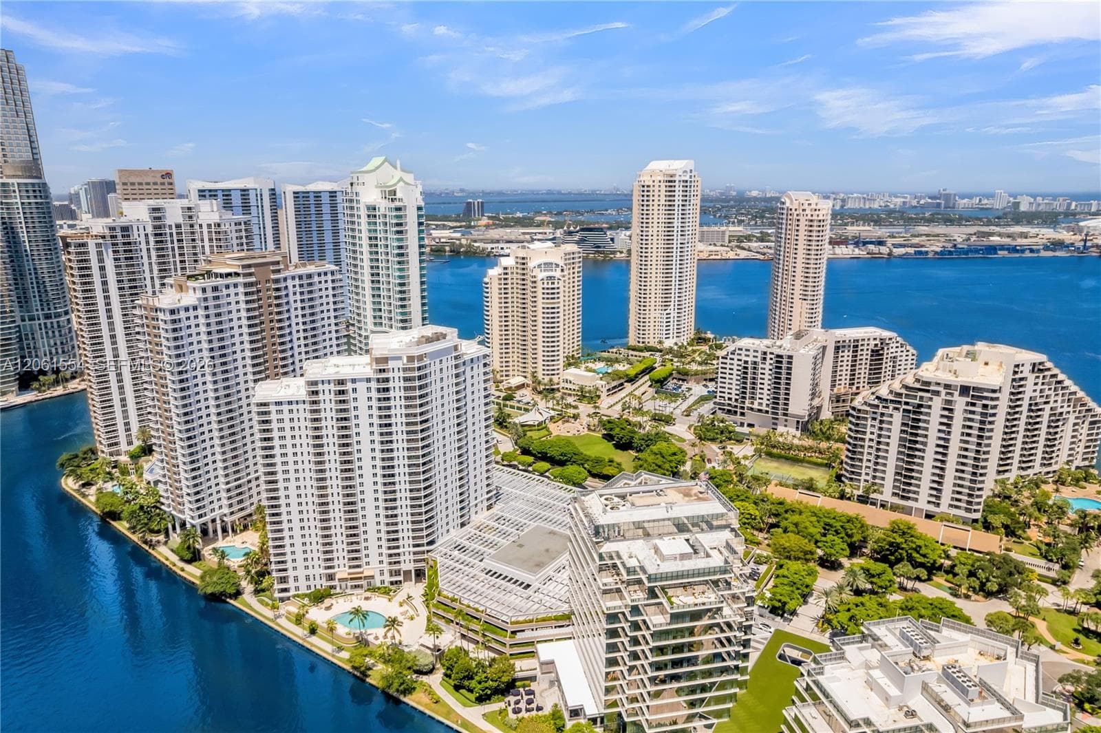 888 Brickell Key Dr # 508, Miami FL 33131