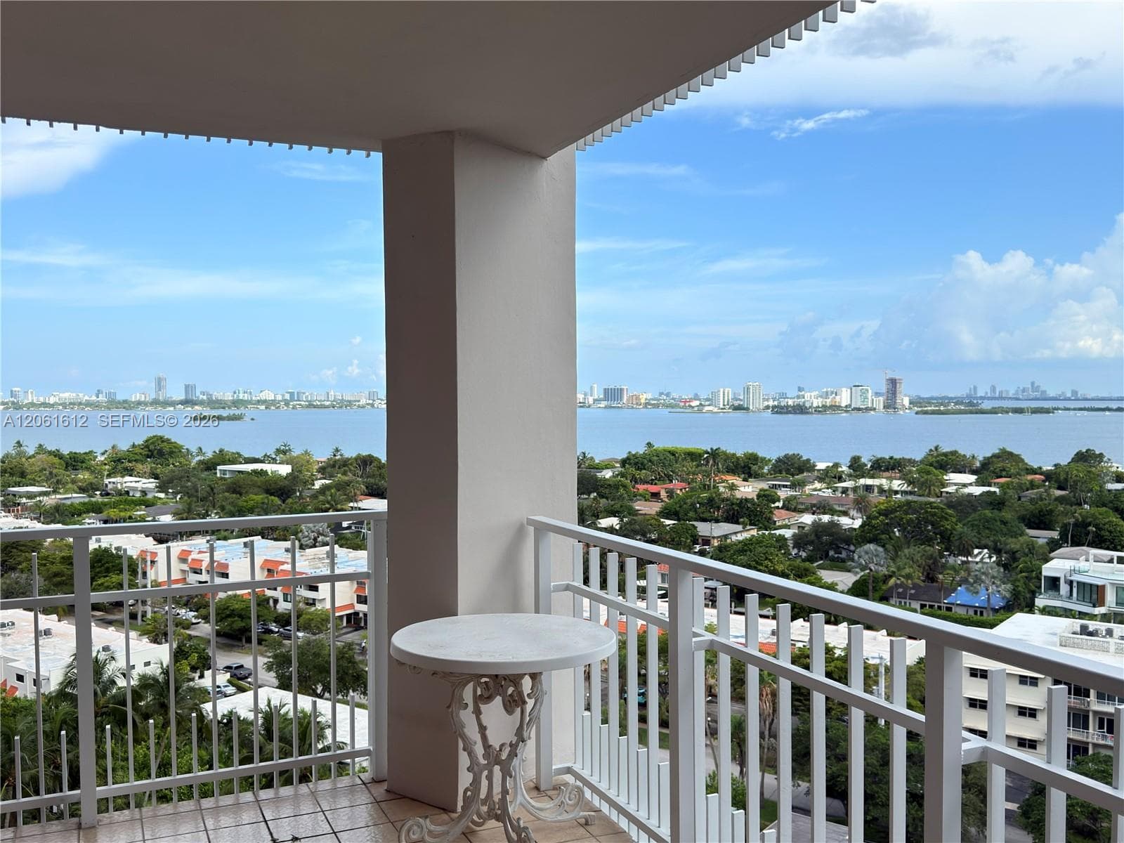 2000 Towerside Ter # 1510, Miami FL 33138