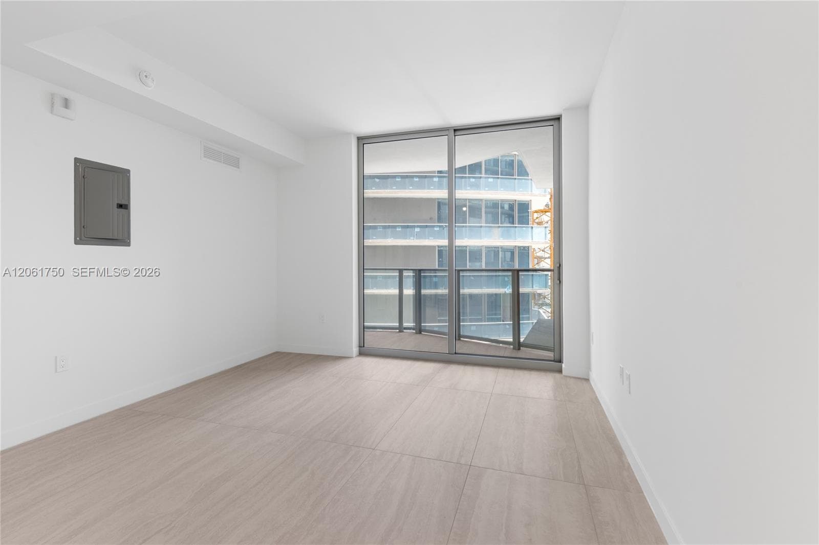 77 SE 5th Street # 2205, Miami FL 33131