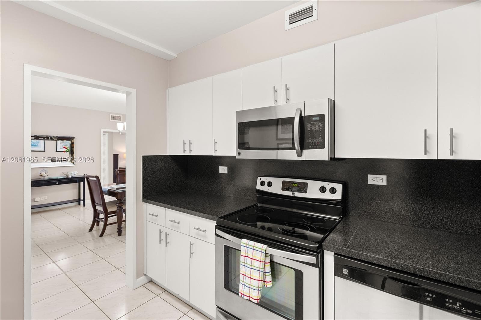 5601 Collins Ave # 1216, Miami Beach FL 33140