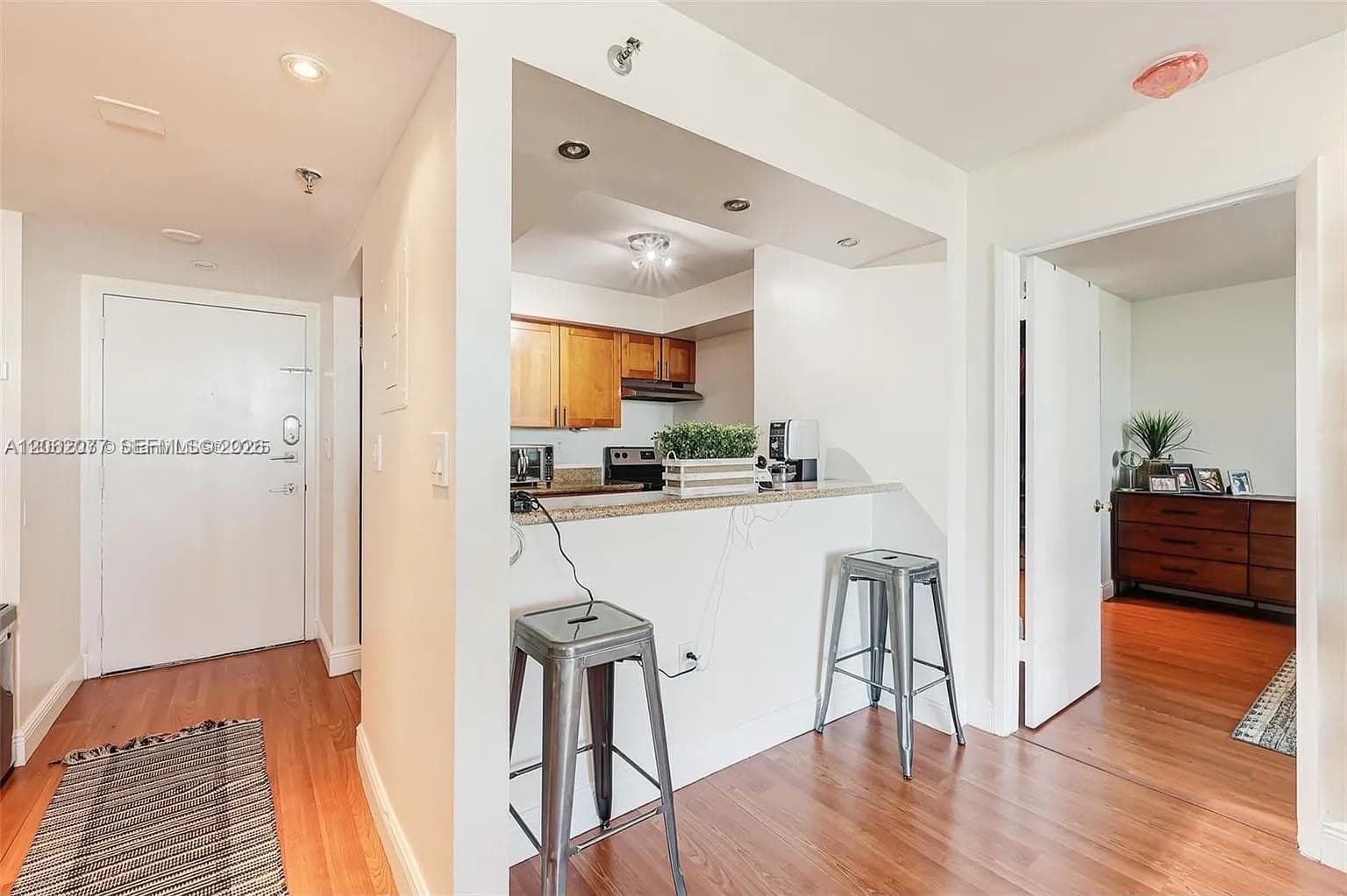 850 N Miami Ave # 906, Miami FL 33136
