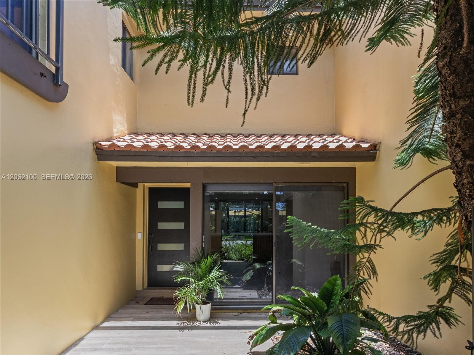 9853 Costa Del Sol Blvd # F, Doral FL 33178