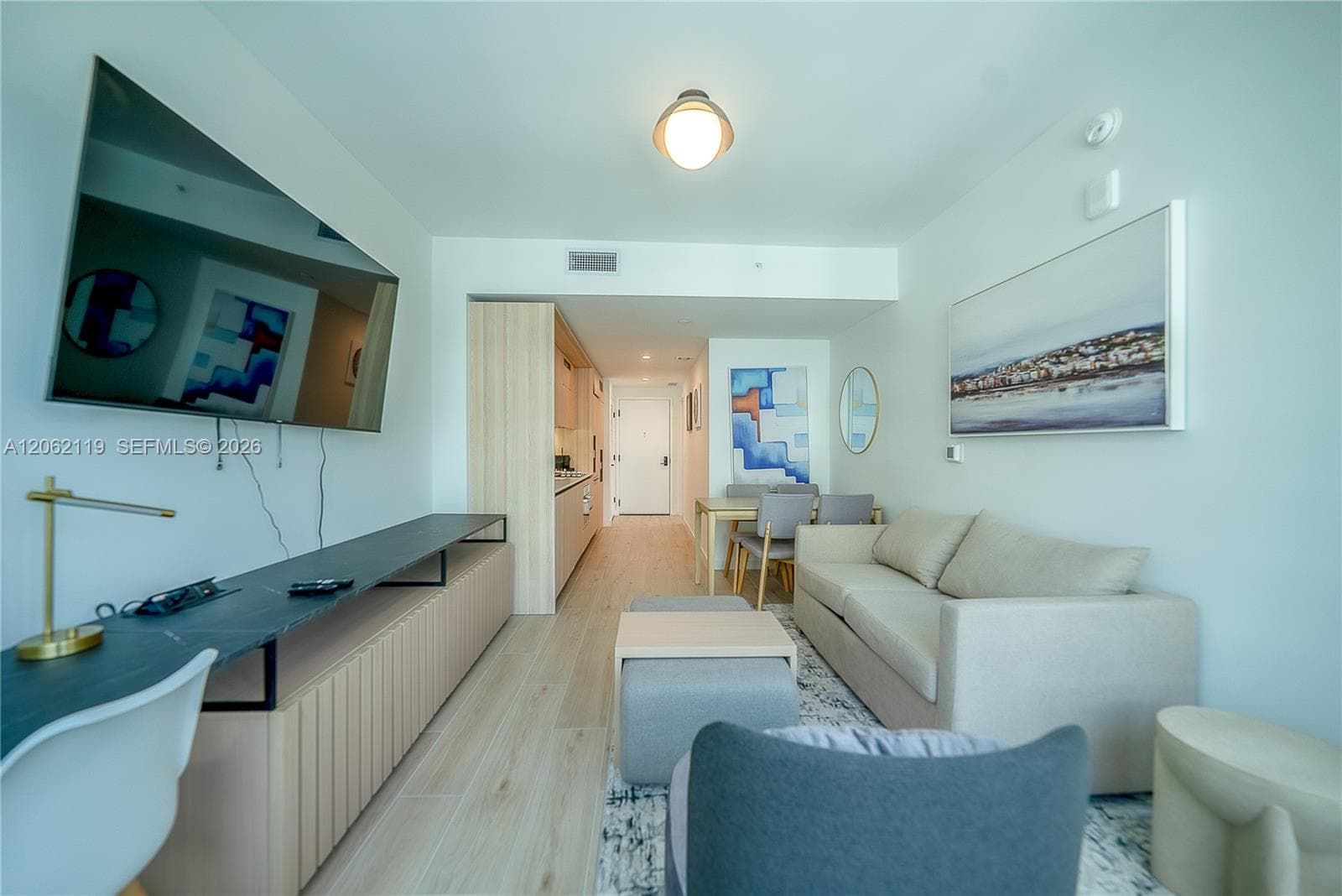 225 N Miami Ave # 2912, Miami FL 33128