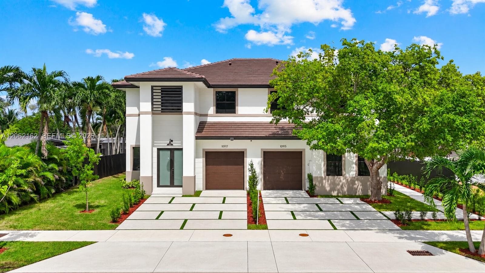 10915 SW 52nd Dr, Miami FL 33165