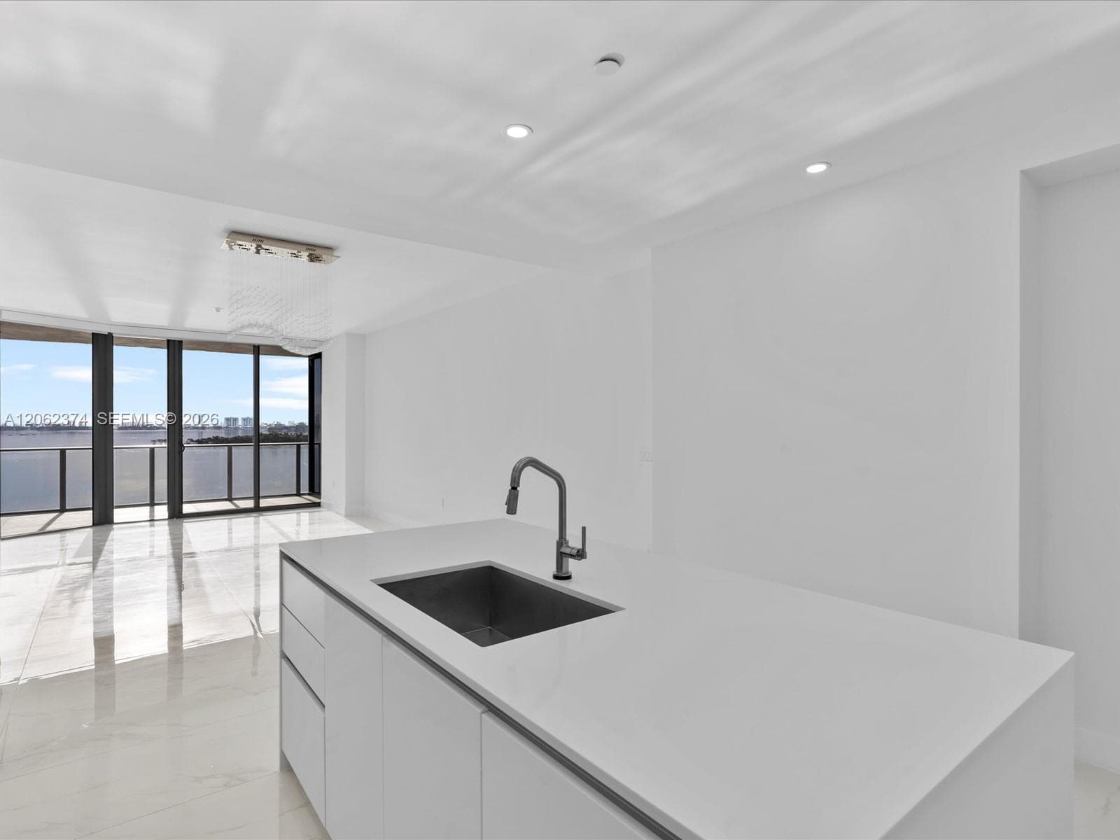 700 NE 24th St # 503, Miami FL 33137