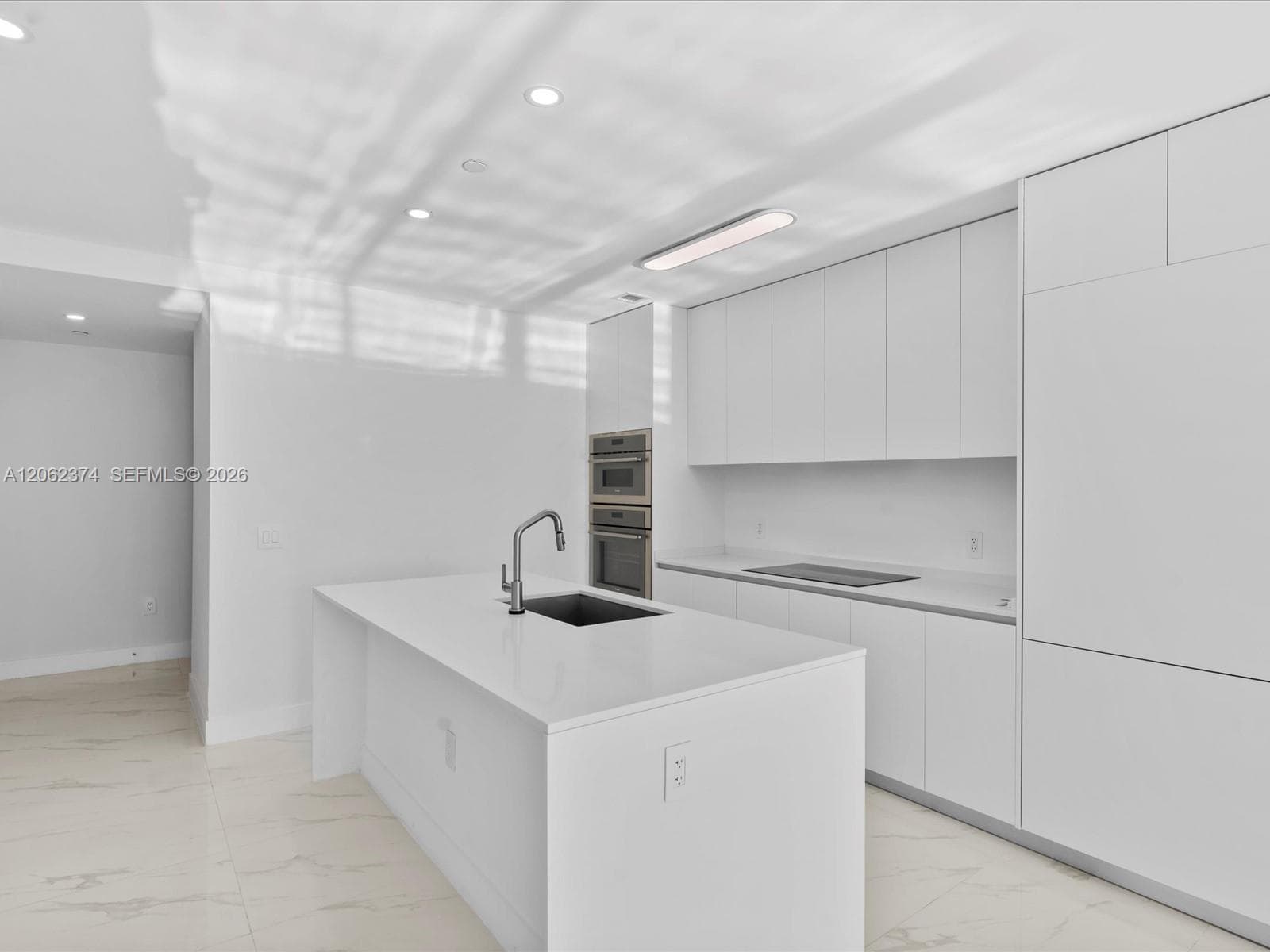 700 NE 24th St # 503, Miami FL 33137