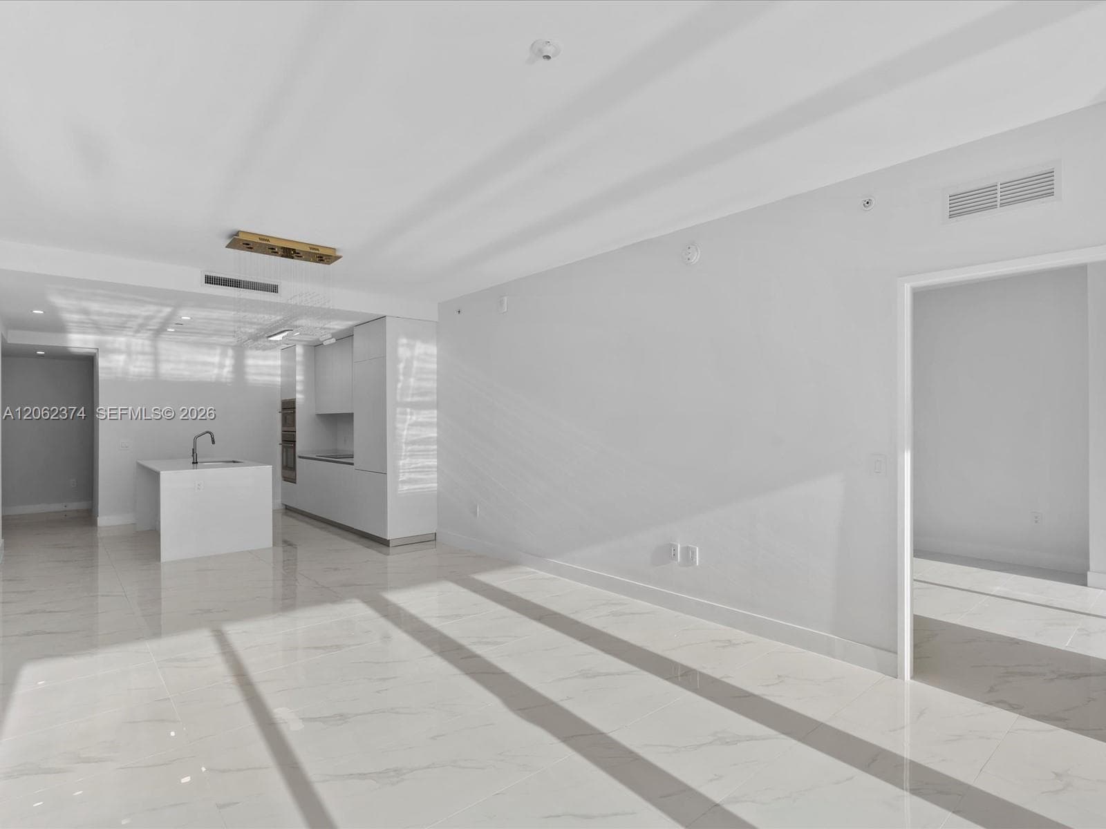700 NE 24th St # 503, Miami FL 33137