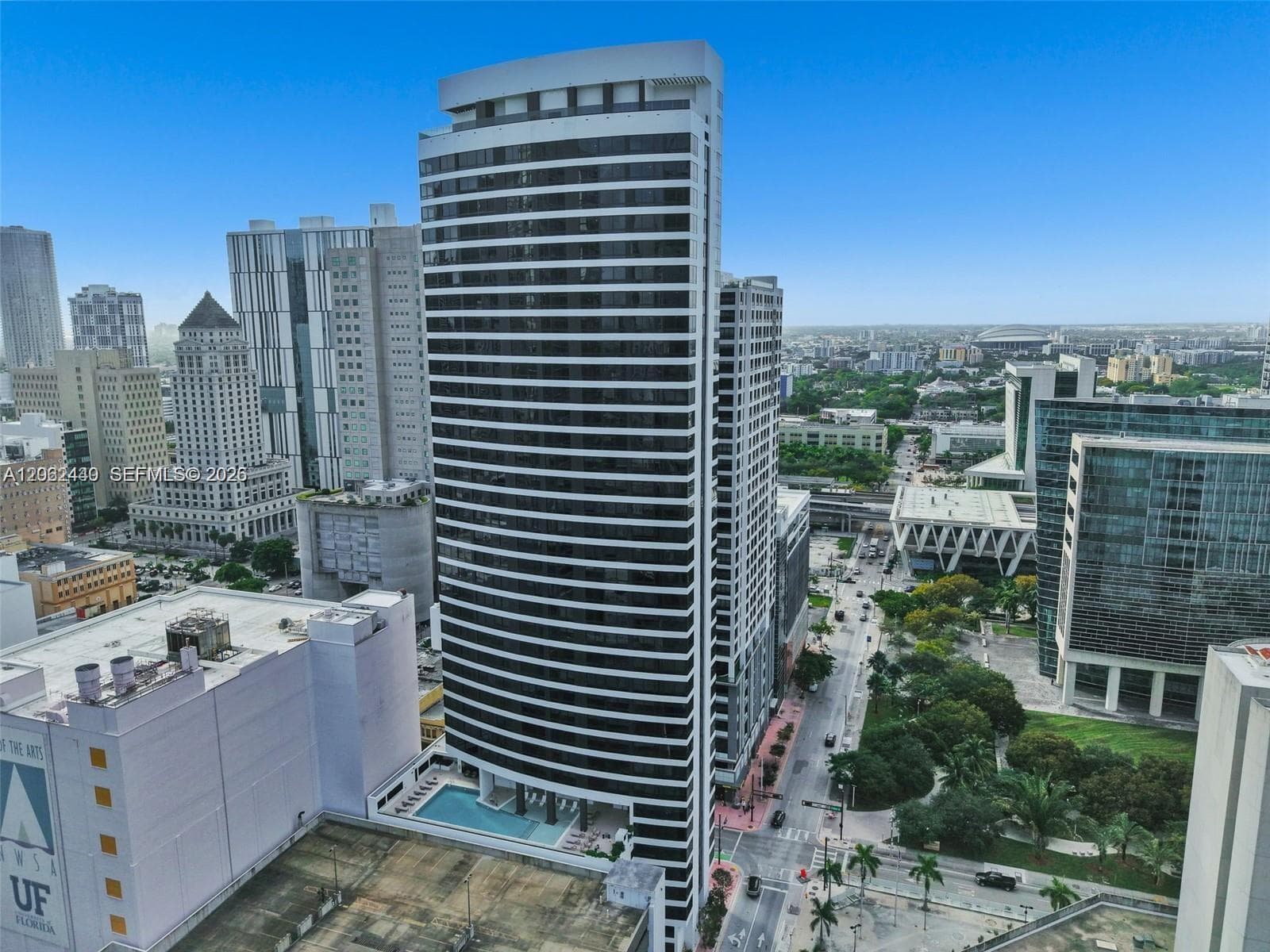 225 N Miami Ave # 1801, Miami FL 33128