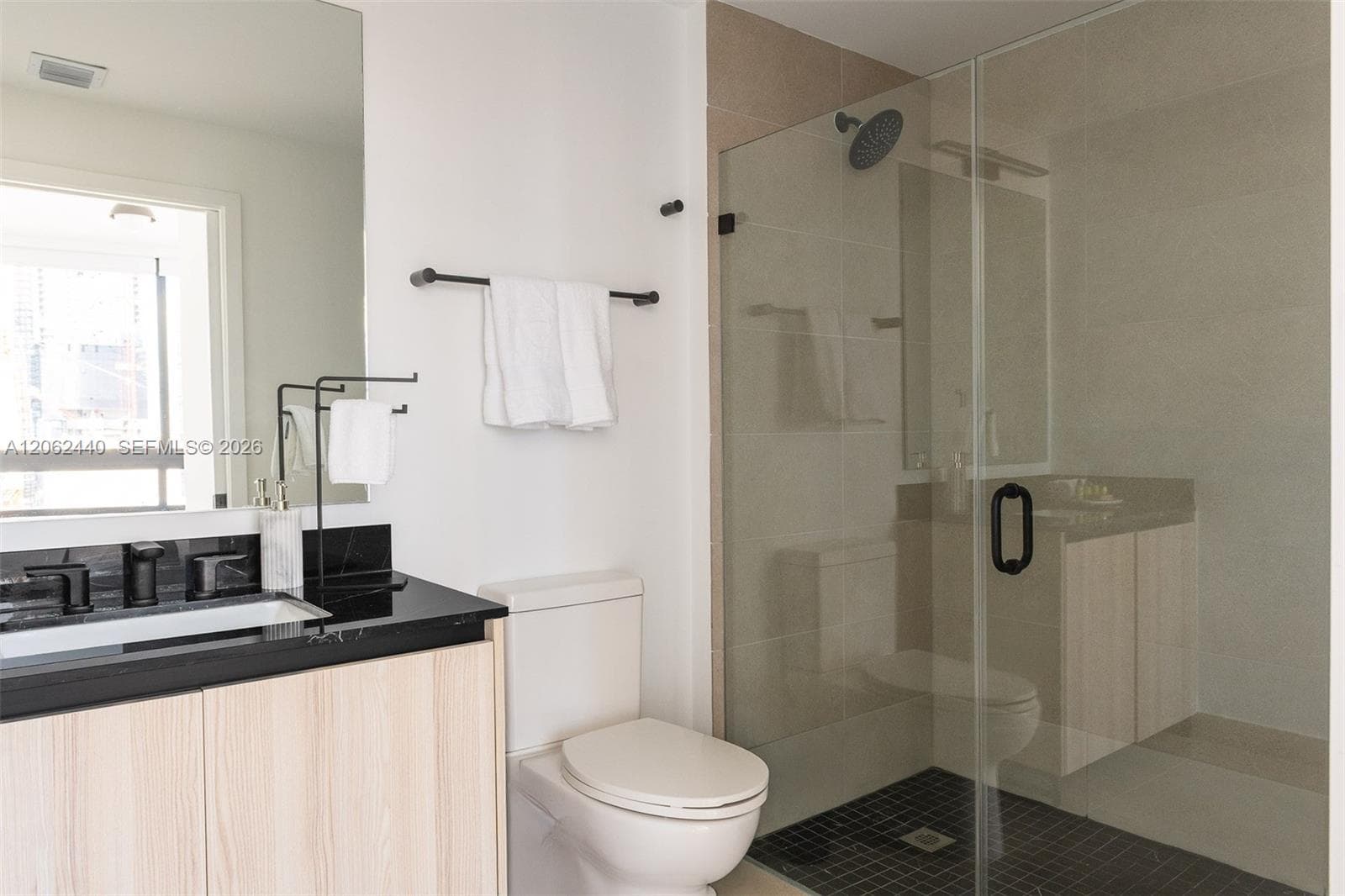 225 N Miami Ave # 1801, Miami FL 33128