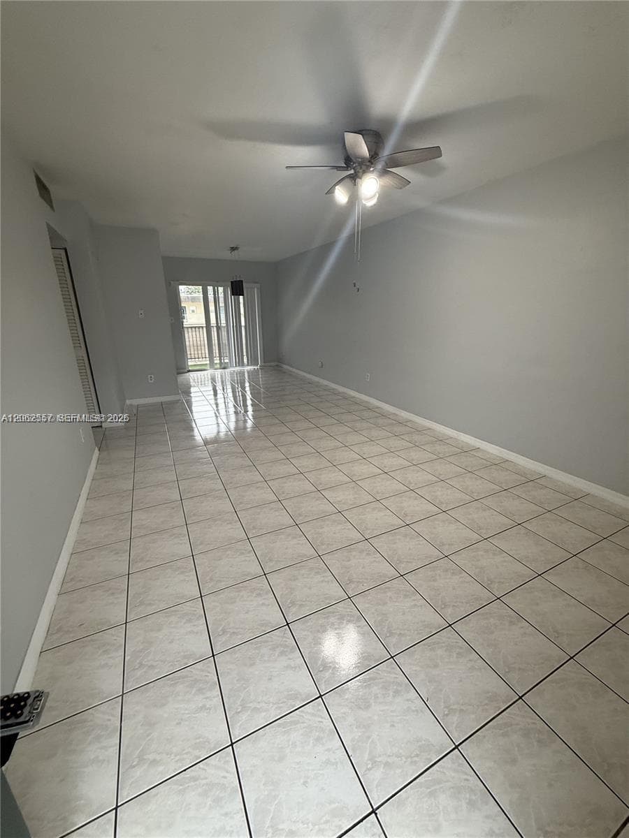 7505 SW 82nd St # 314, Miami FL 33143