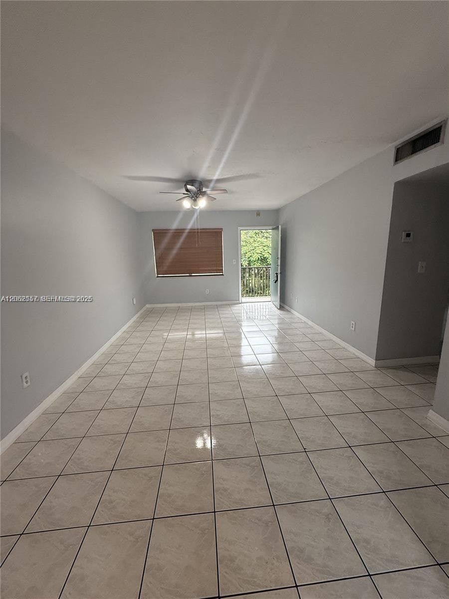 7505 SW 82nd St # 314, Miami FL 33143