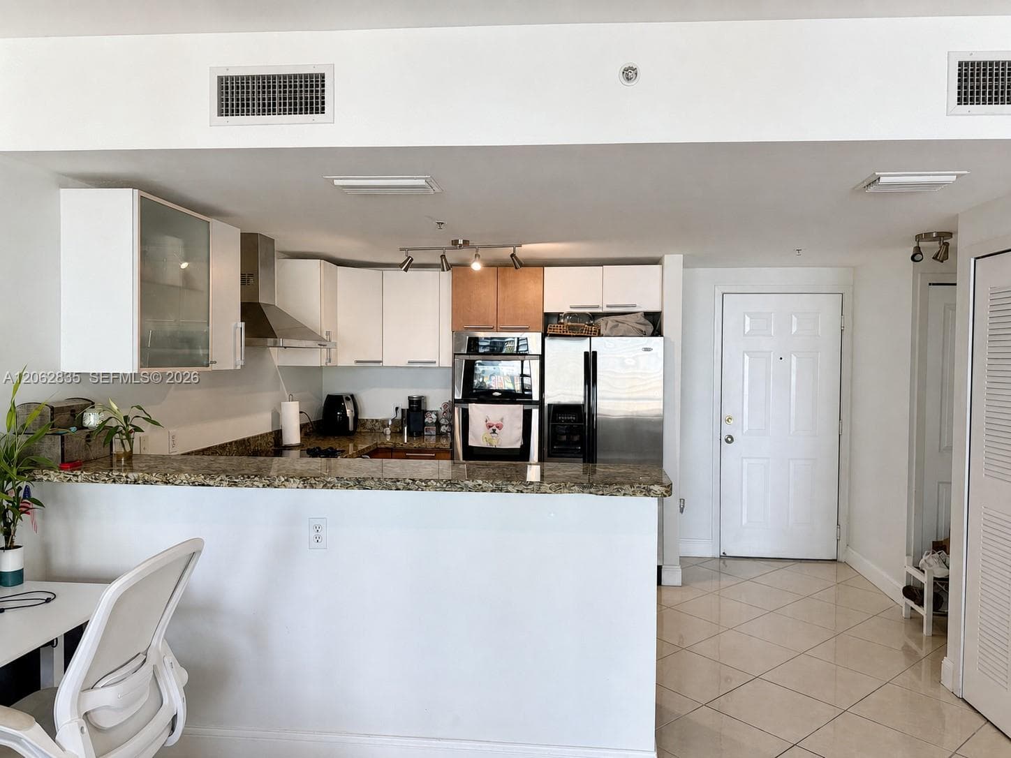 170 SE 14th St # 2007, Miami FL 33131