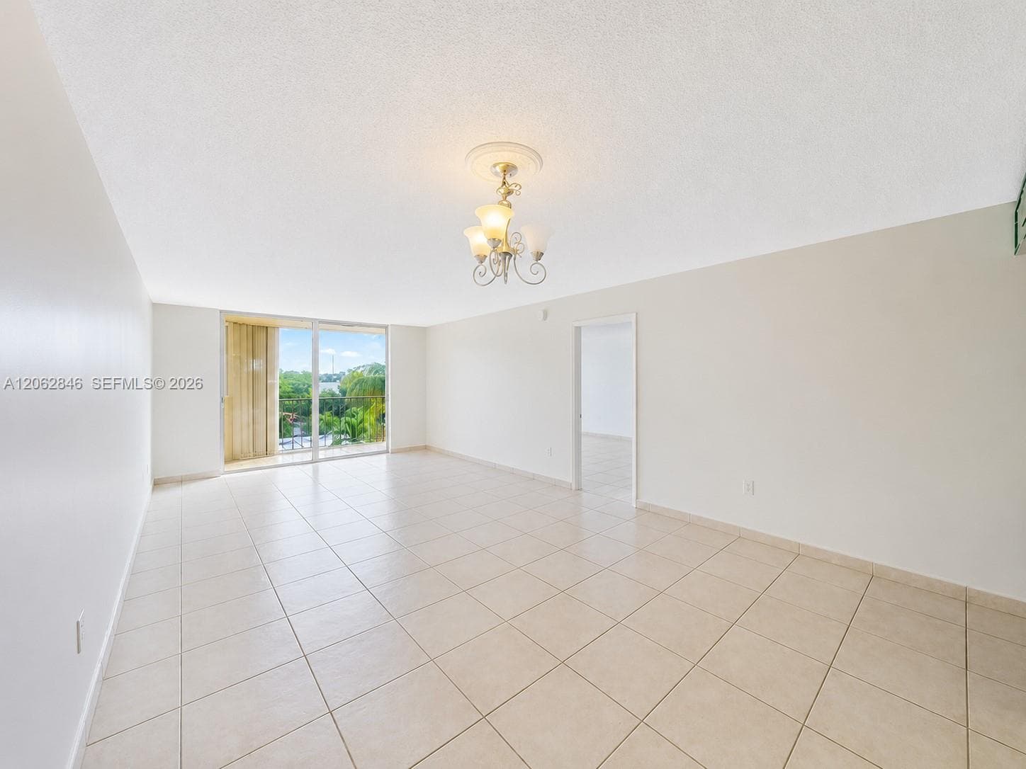 7921 Byron Ave # 404, Miami Beach FL 33141