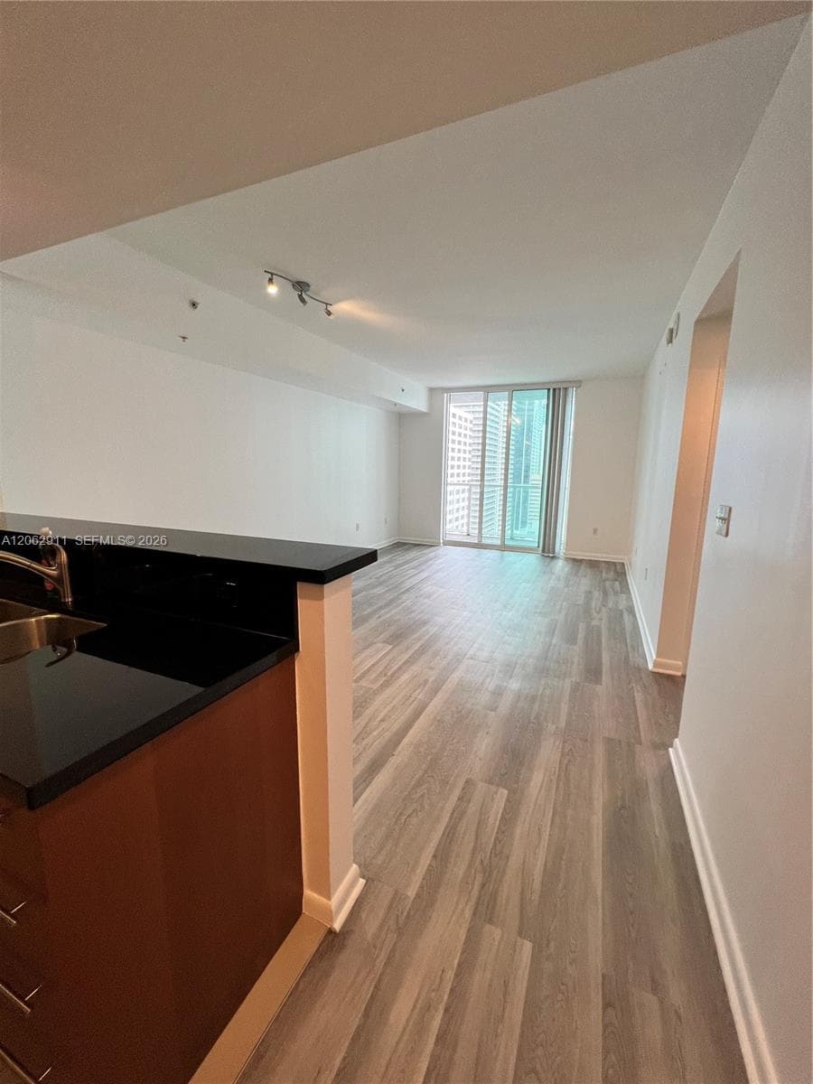 244 Biscayne Blvd # 2609, Miami FL 33132
