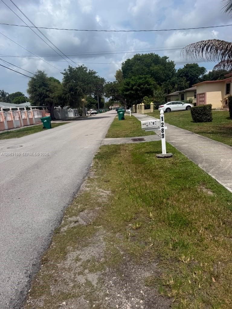 1289 NE 146th St, Miami FL 33161