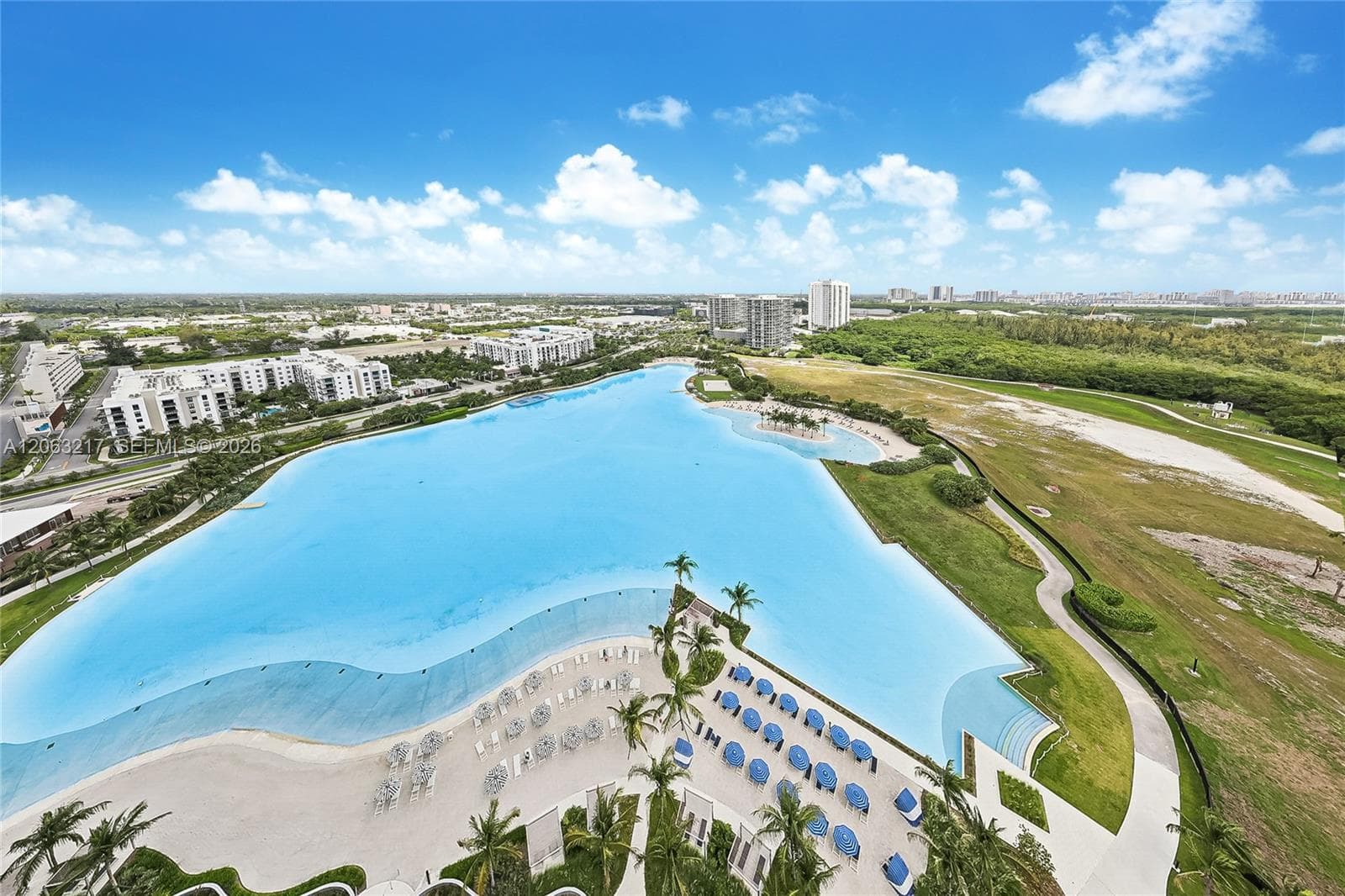 2411 Laguna Circle # 2010, Miami FL 33181
