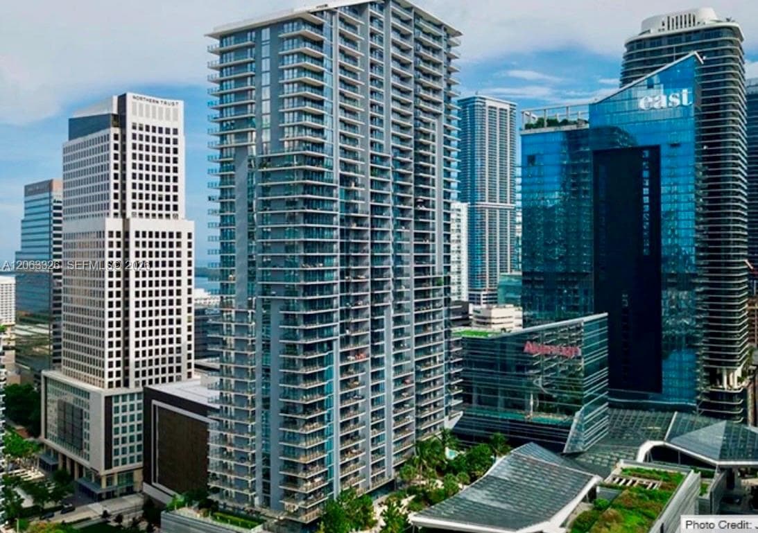 68 SE 6th St # 3810, Miami FL 33131