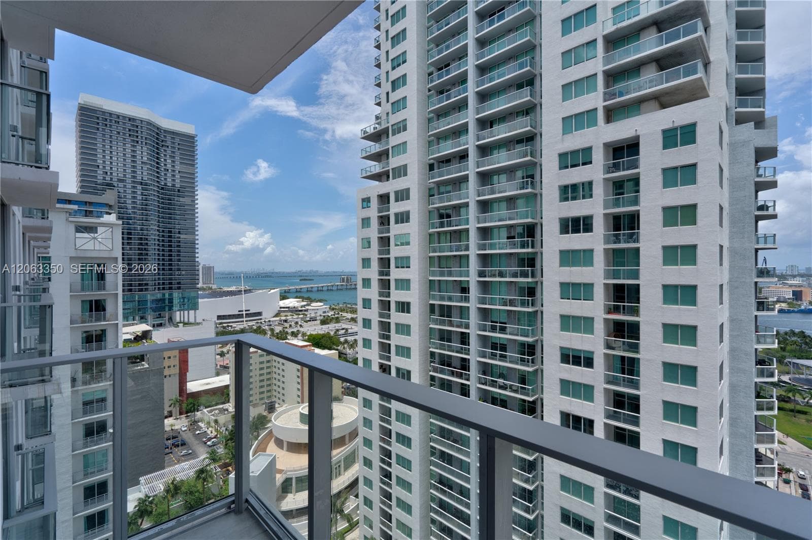 227 NE 2nd St # 2500, Miami FL 33132