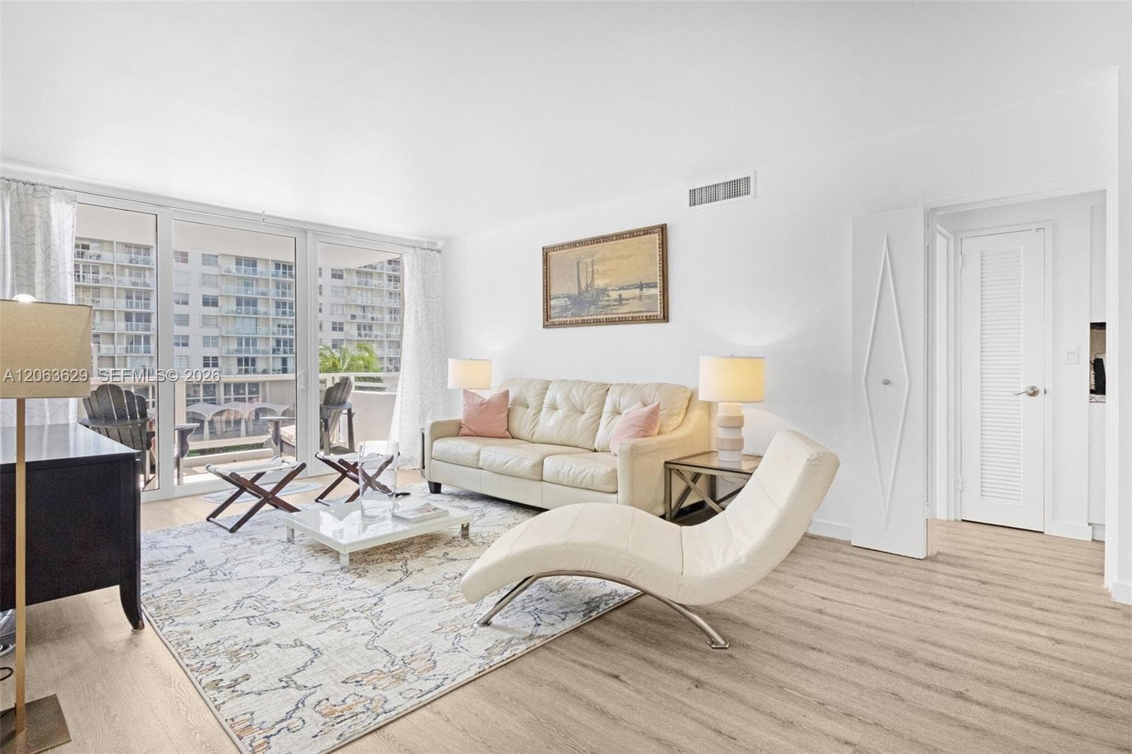 5700 Collins Ave # 4C, Miami Beach FL 33140