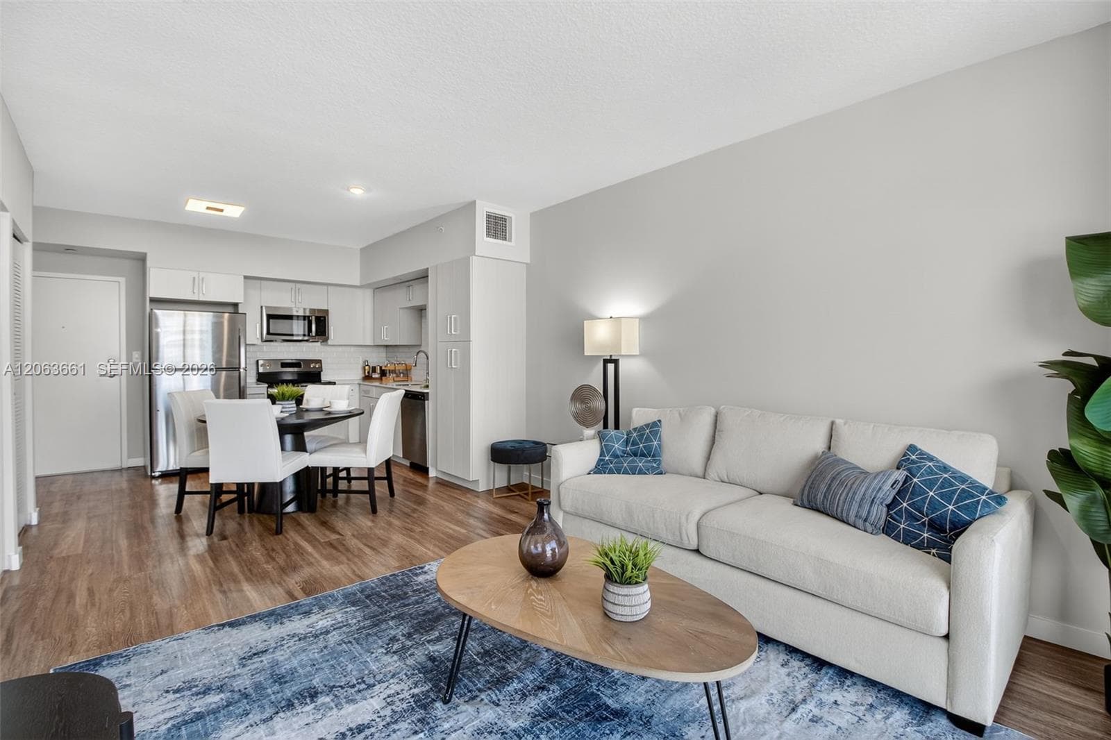1110 NW 1st St # 607, Miami FL 33128