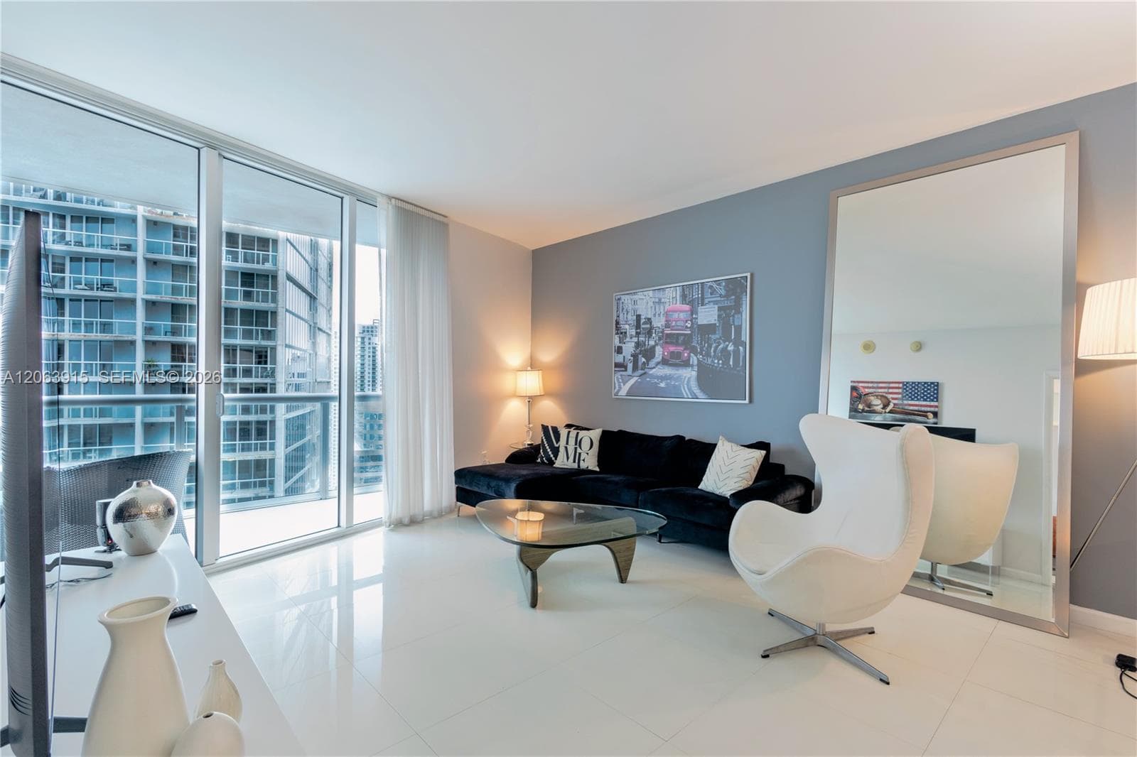 475 Brickell Ave # 4511, Miami FL 33131