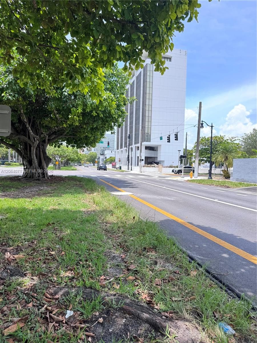 2530 SW 3rd Ave # 306, Miami FL 33129