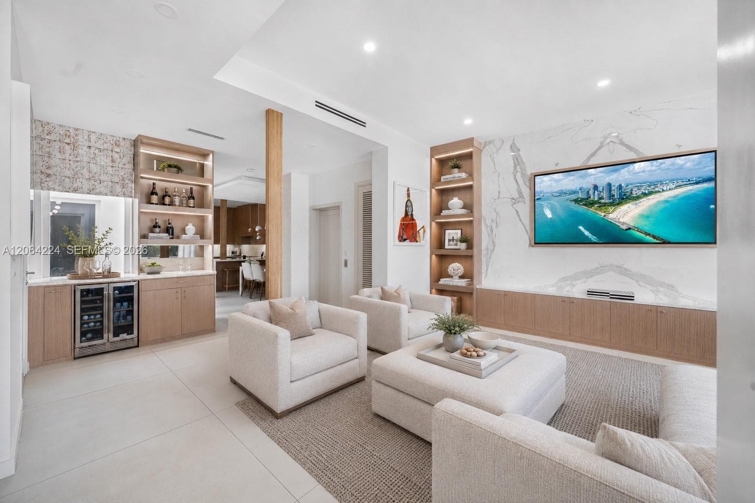6203 Laguna Path N, Miami Beach FL 33141