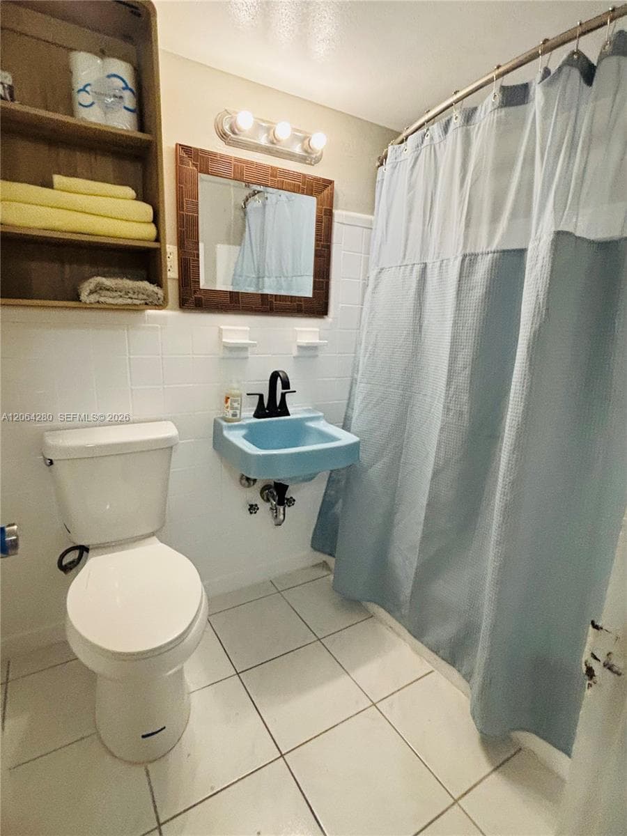 6484 Indian Creek # 238, Miami Beach FL 33141