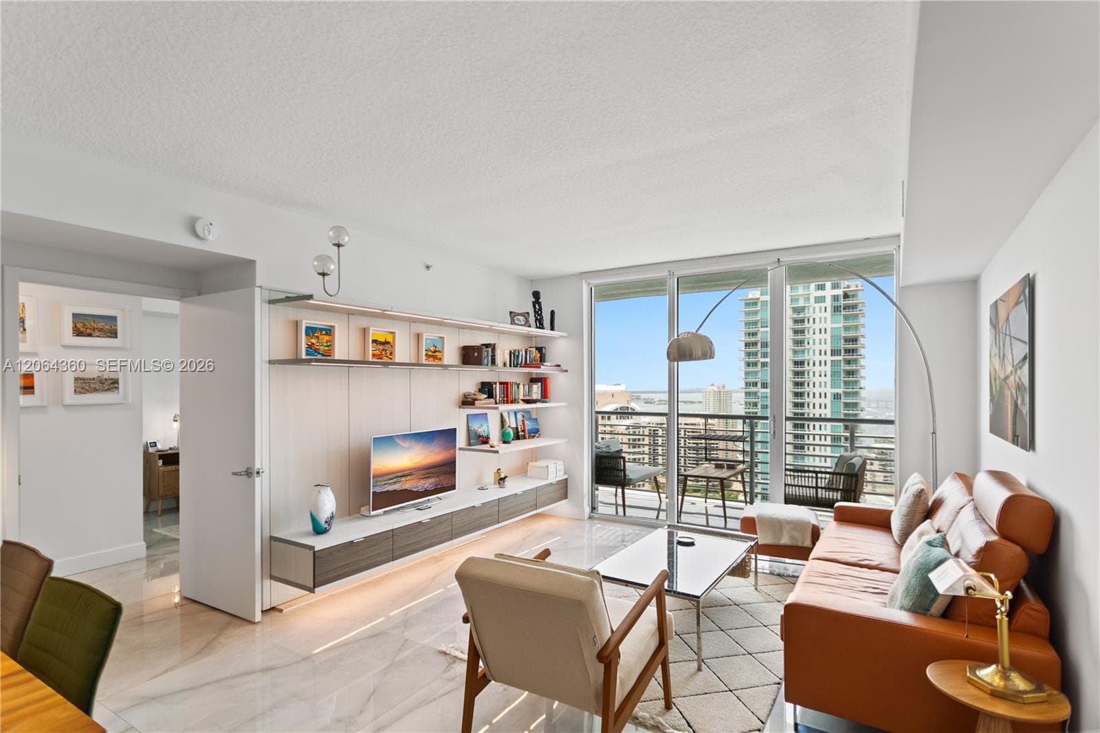 325 S Biscayne Blvd # 3421, Miami FL 33131