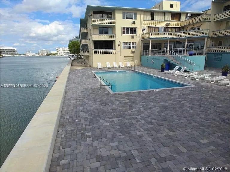6484 iIndian Creek # 111, Miami Beach FL 33141