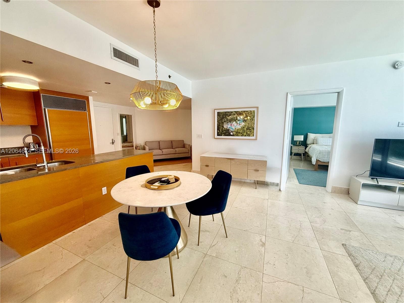475 Brickell Ave # 1609, Miami FL 33131