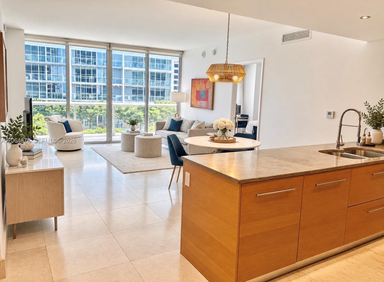475 Brickell Ave # 1609, Miami FL 33131