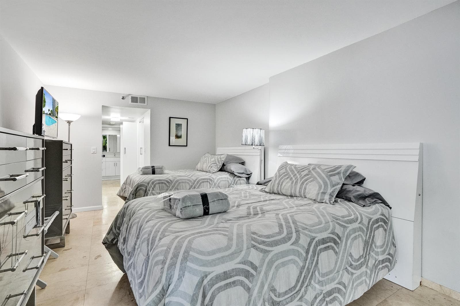 1717 N Bayshore Drive # 1041, Miami FL 33132