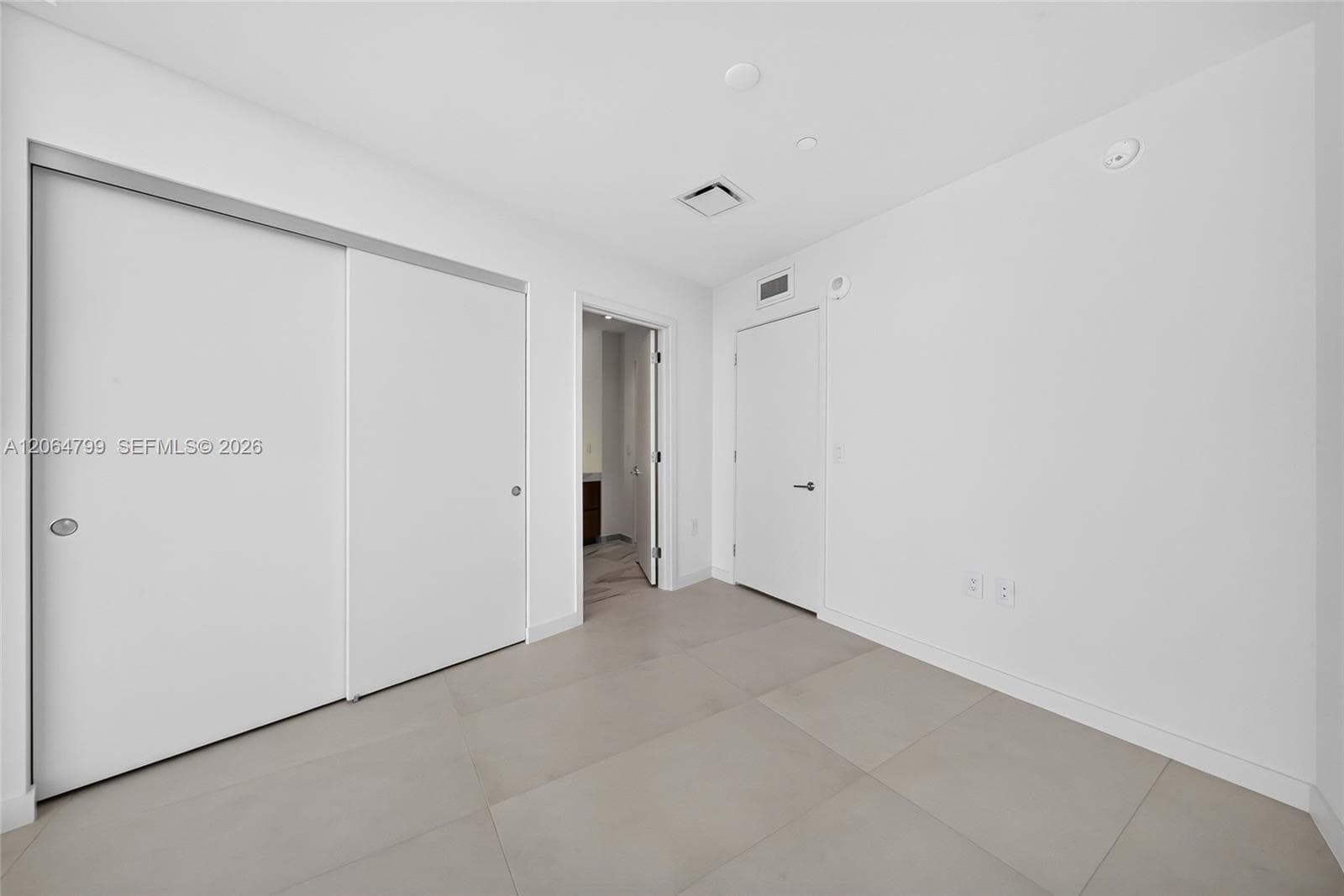 1400 Biscayne Blvd # 2607, Miami FL 33132