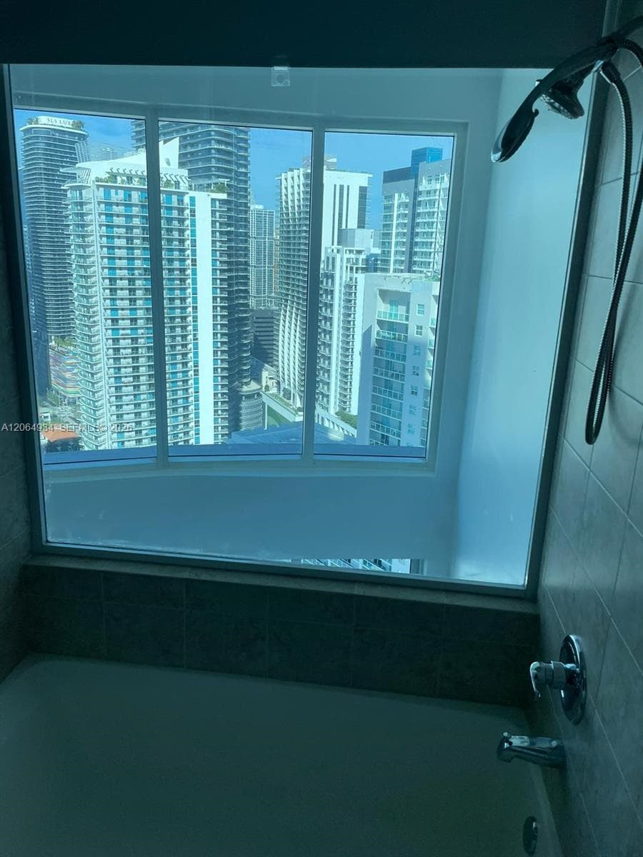 60 SW 13th St # 3426, Miami FL 33130
