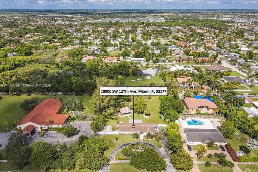 18900 SW 127th Ave, Miami FL 33177