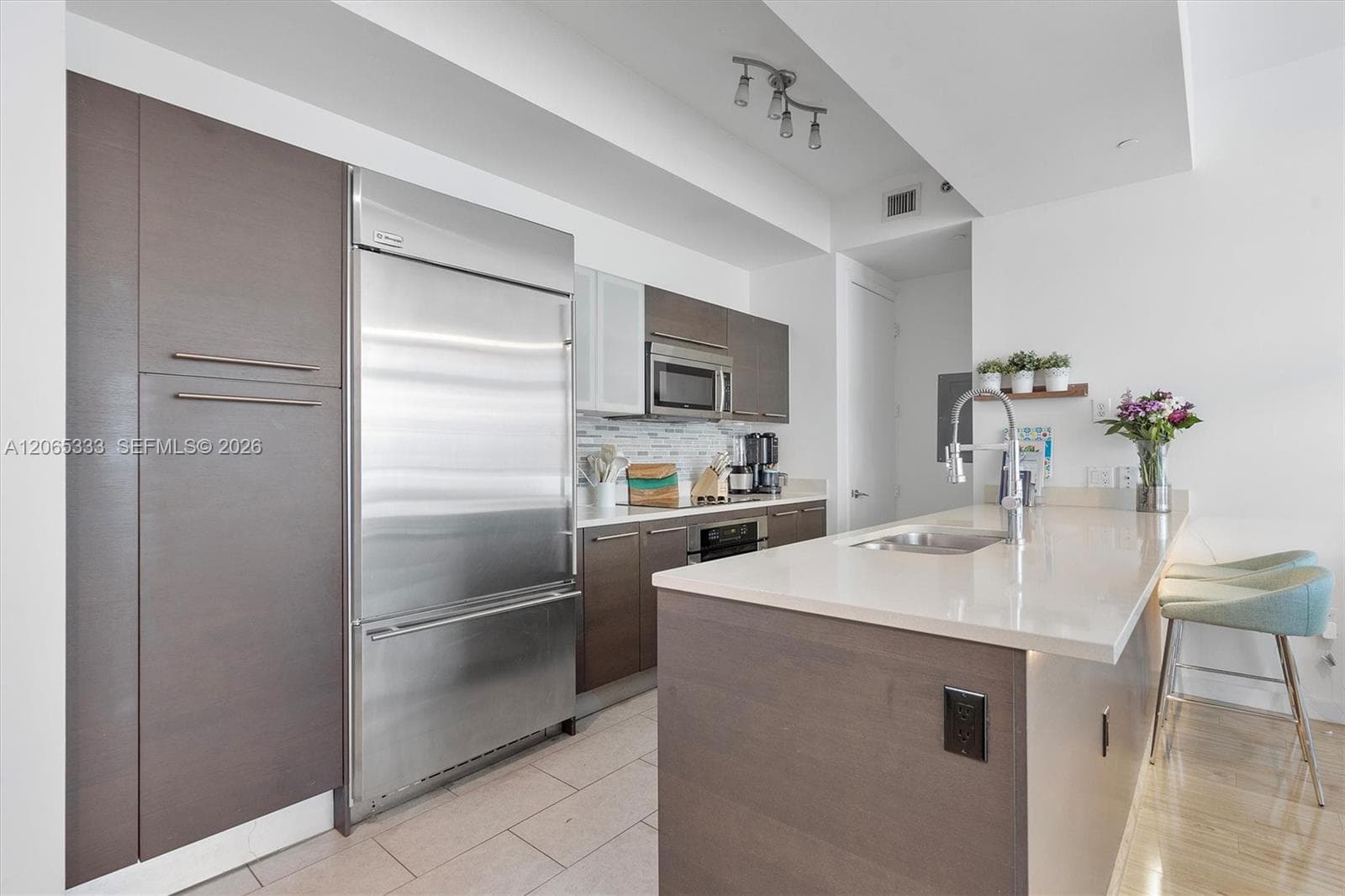 55 SE 6th St # 4305, Miami FL 33131