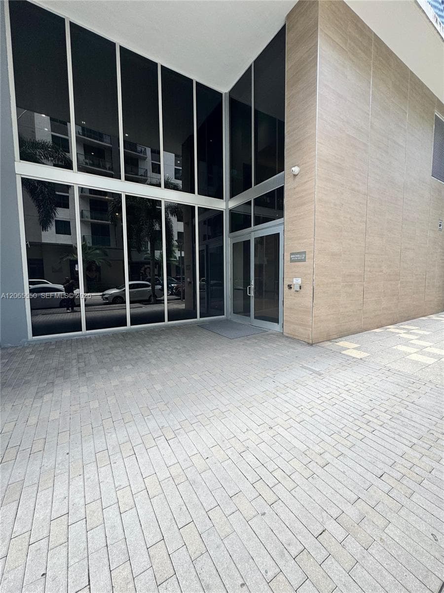 1010 SW 2nd Ave # 607, Miami FL 33130