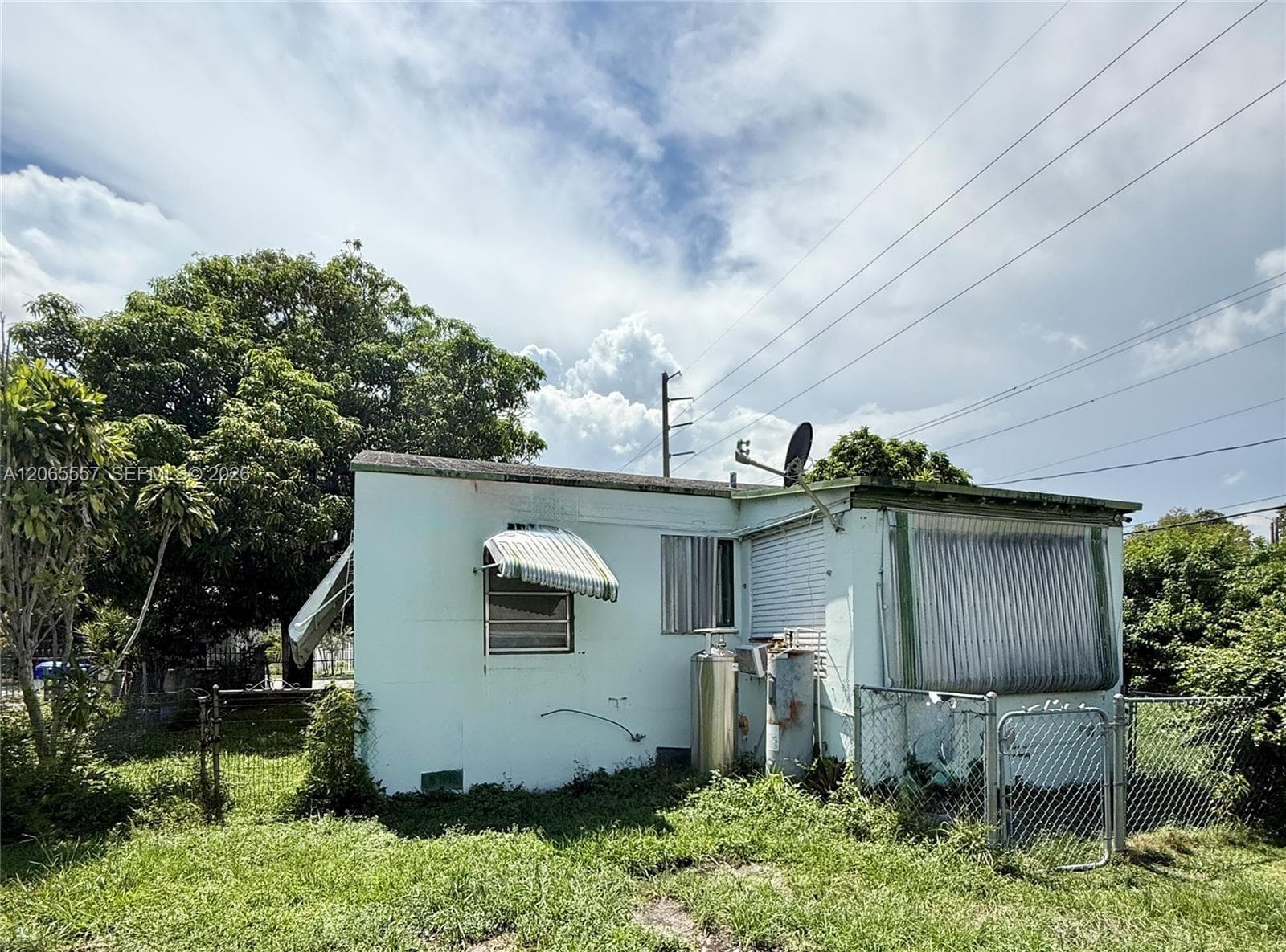 6545 NW 6th Ave, Miami FL 33150