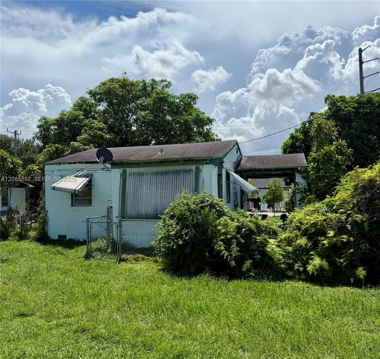 6545 NW 6th Ave, Miami FL 33150