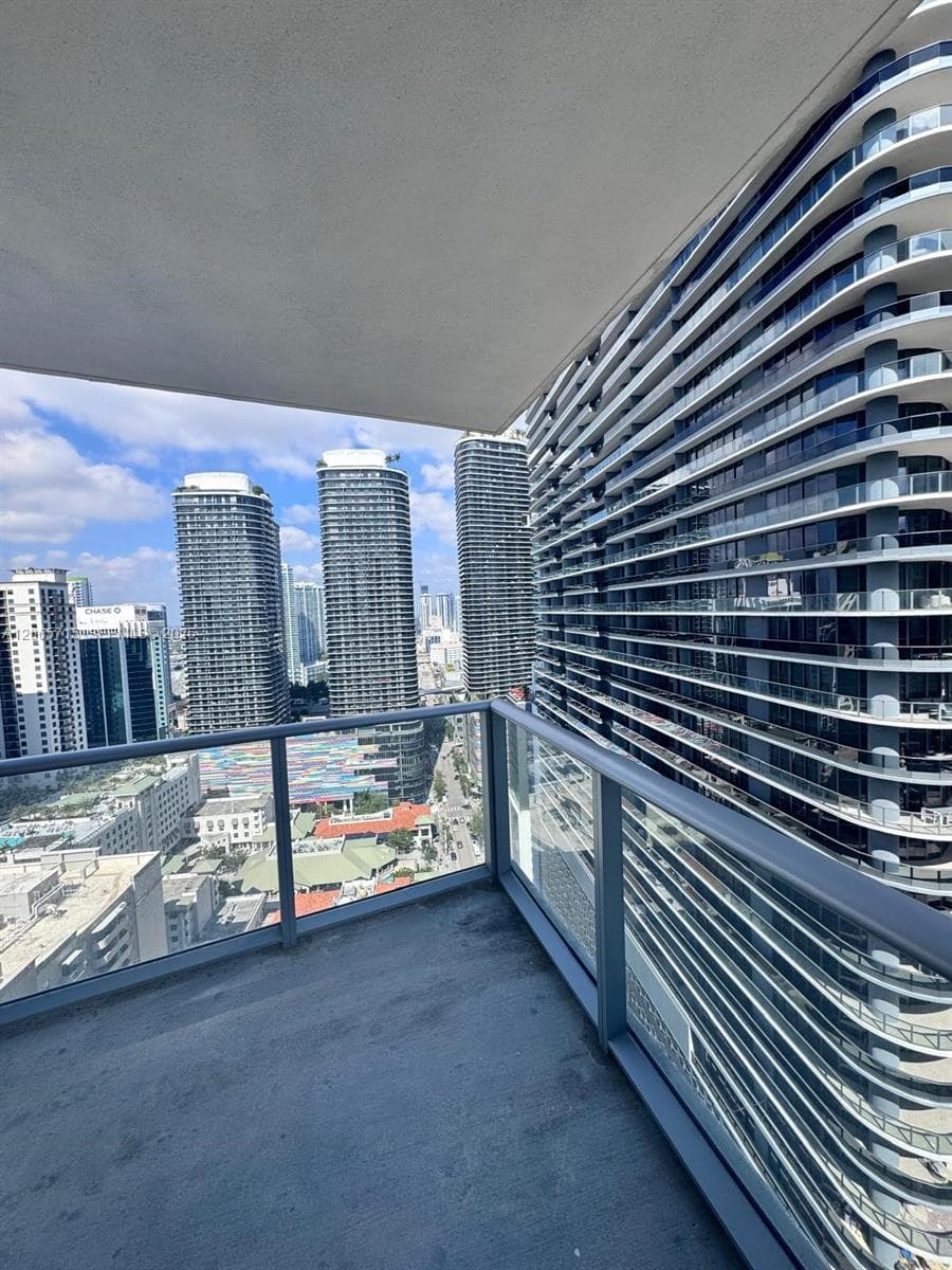 1100 S Miami Ave # 3010, Miami FL 33130